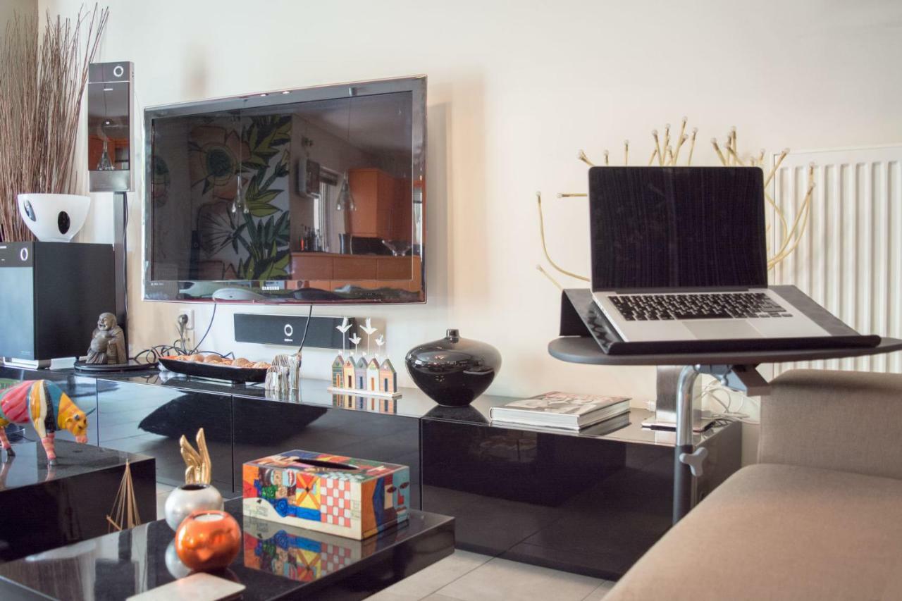 Designer'S Apartment Close To City Center アテネ エクステリア 写真